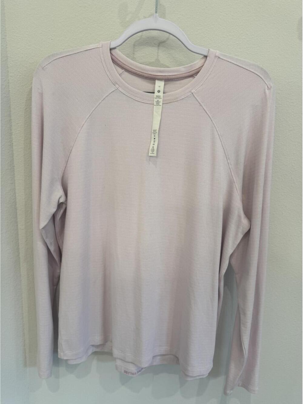 Lululemon Long Sleeve Performance Top Size 10 Light Pink